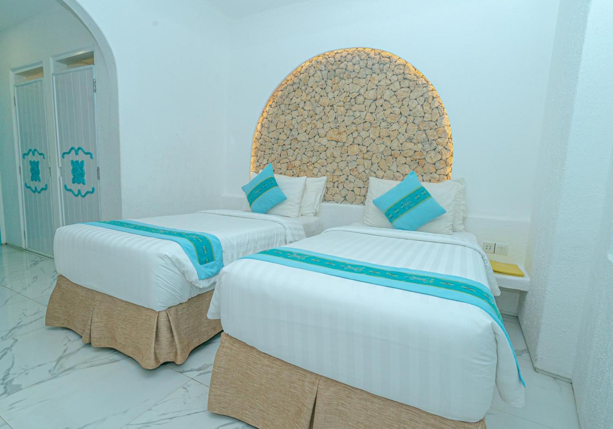 Loccal Collection Hotel Komodo ลาบวนบาโจ ภายนอก รูปภาพ